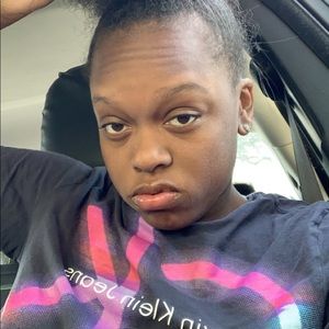 Meet your Posher, Nikita